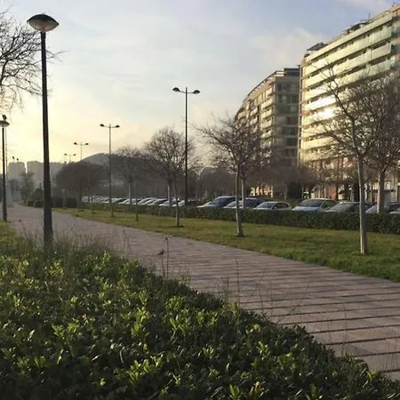 شقة En La Ciudad De Ciencias Y Cerca De La Playa *