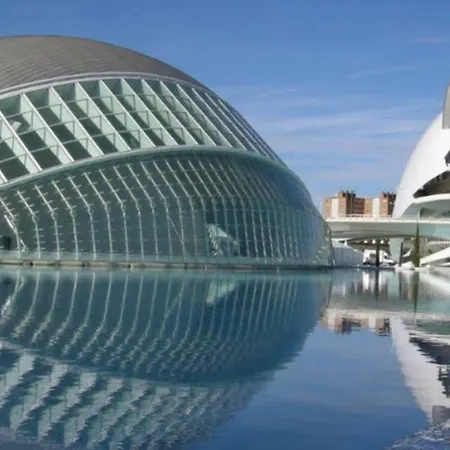 Daire En La Ciudad De Ciencias Y Cerca De La Playa *